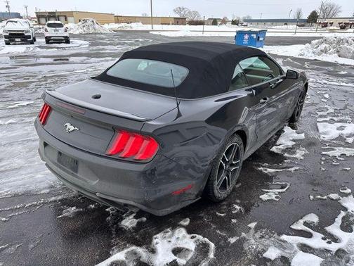 2022 Ford Mustang EcoBoost Premium