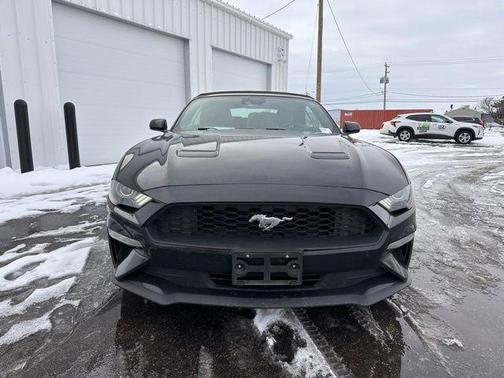 2022 Ford Mustang EcoBoost Premium