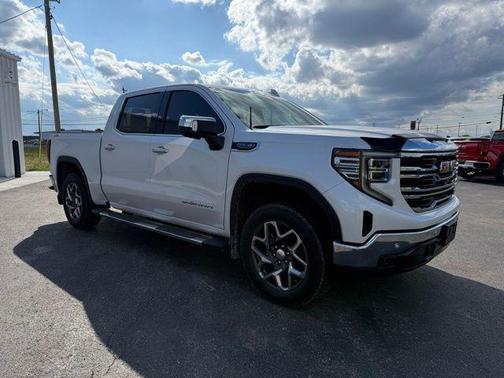 White Frost Tri-Coat 2023 GMC Sierra 1500 SLT