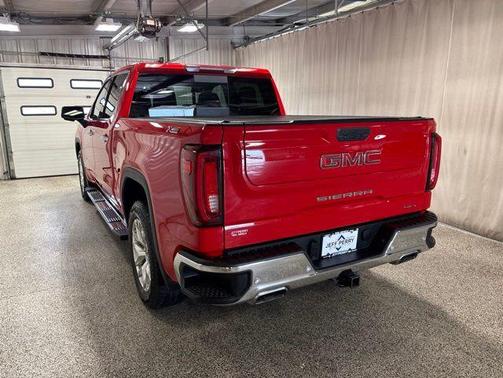 Cardinal Red 2021 GMC Sierra 1500 SLT