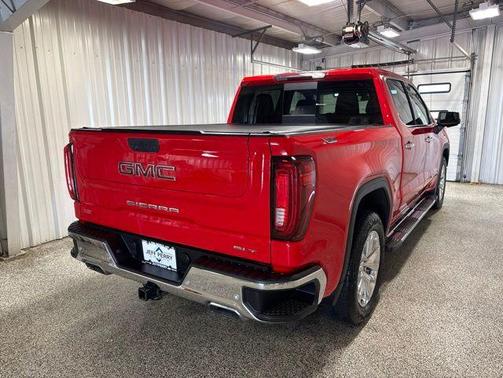 Cardinal Red 2021 GMC Sierra 1500 SLT