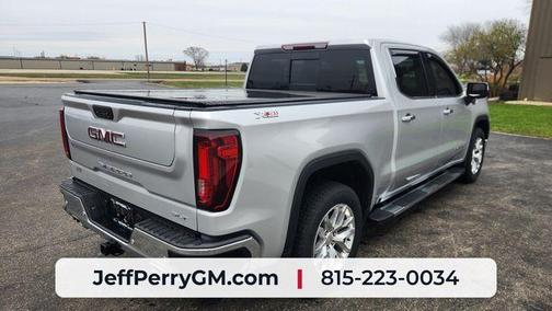 Quicksilver Metallic 2022 GMC Sierra 1500 Limited SLT