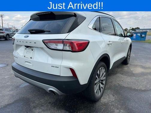 2022 Ford Escape Titanium