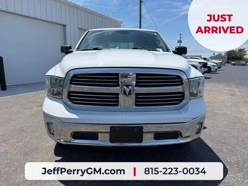 Bright White Clearcoat 2015 RAM 1500 Big Horn