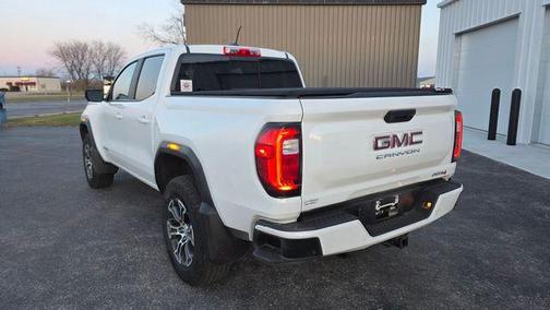 2024 GMC Canyon AT4