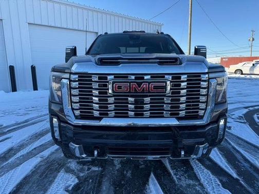 2024 GMC Sierra 2500 Denali