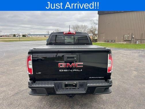 Onyx Black 2021 GMC Canyon Denali