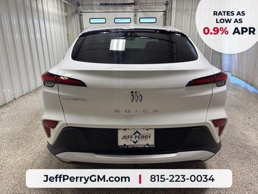 Summit White 2026 Buick Envista Preferred