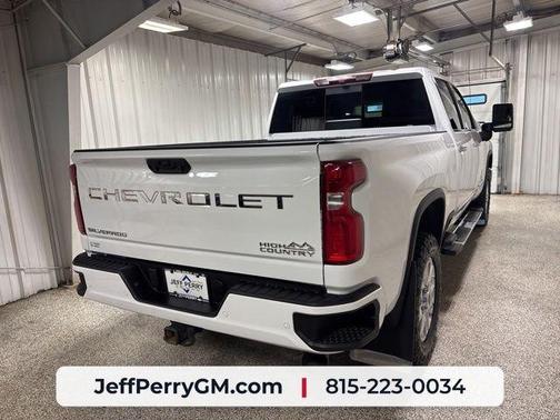 Summit White 2024 Chevrolet Silverado 2500 High Country