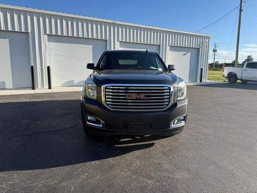 Iridium Metallic 2018 GMC Yukon SLT