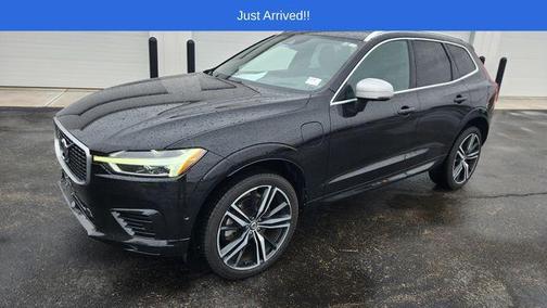 2019 Volvo XC60 Recharge Plug-In Hybrid T8 R-Design