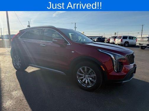 2022 Cadillac XT4 Premium Luxury