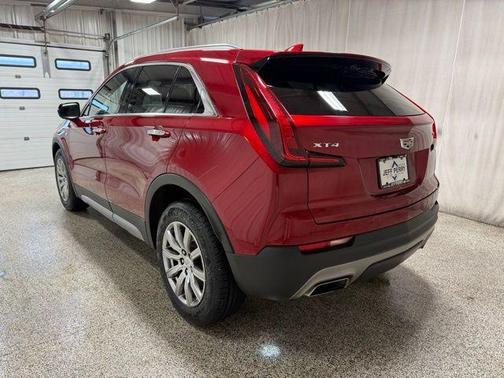 2022 Cadillac XT4 Premium Luxury