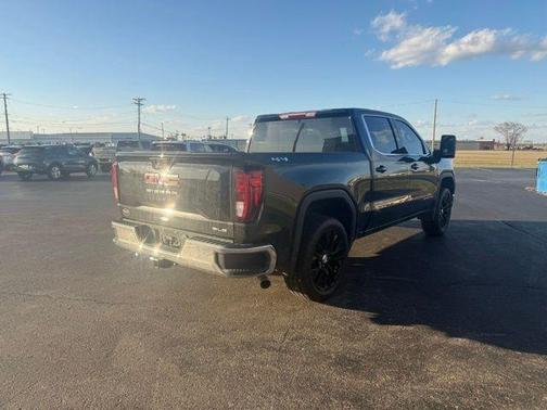 2024 GMC Sierra 1500 SLE