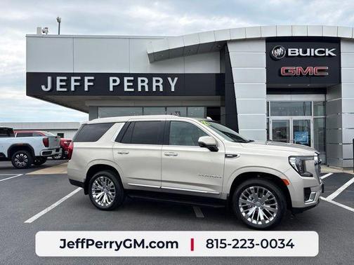 Beige Pearl Metallic 2021 GMC Yukon SLT