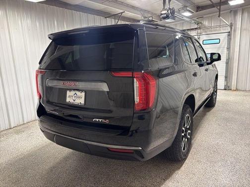 Onyx Black 2023 GMC Yukon AT4