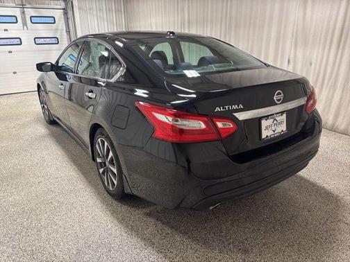 2017 Nissan Altima 2.5 SV