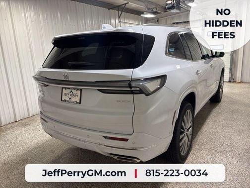 White Tri-Coat 2026 Buick Enclave AVENIR