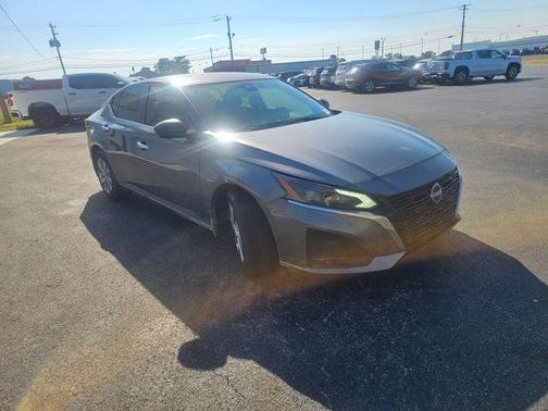 Gun Metallic 2024 Nissan Altima 2.5 S