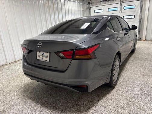 Gun Metallic 2024 Nissan Altima 2.5 S