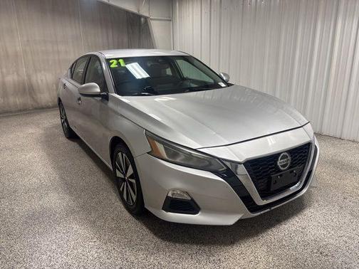 2021 Nissan Altima 2.5 SV