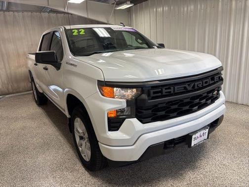 Summit White 2022 Chevrolet Silverado 1500 Custom