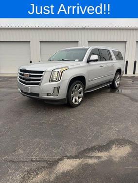 2018 Cadillac Escalade ESV Luxury