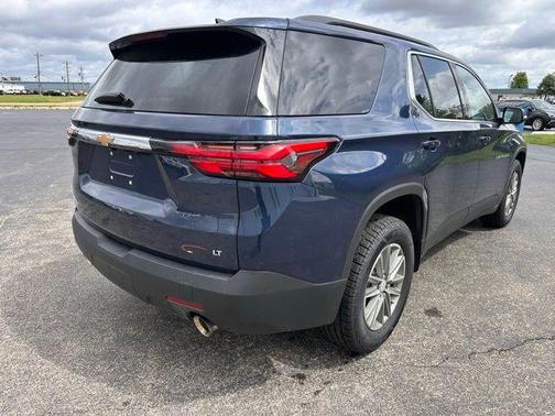 Northsky Blue Metallic 2023 Chevrolet Traverse LT Cloth