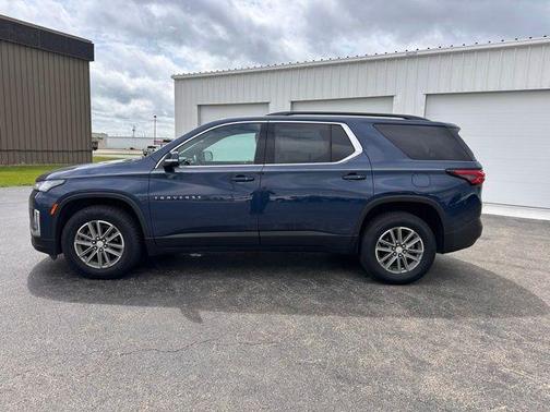 Northsky Blue Metallic 2023 Chevrolet Traverse LT Cloth