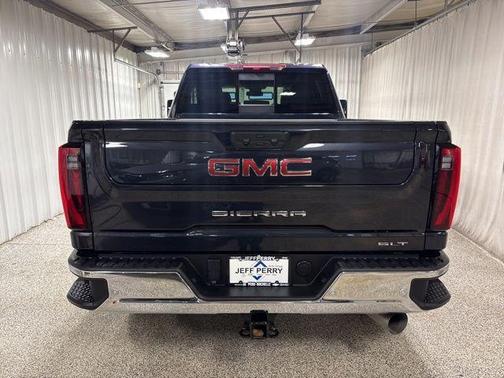 2024 GMC Sierra 2500 SLT