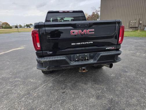 2022 GMC Sierra 2500 AT4