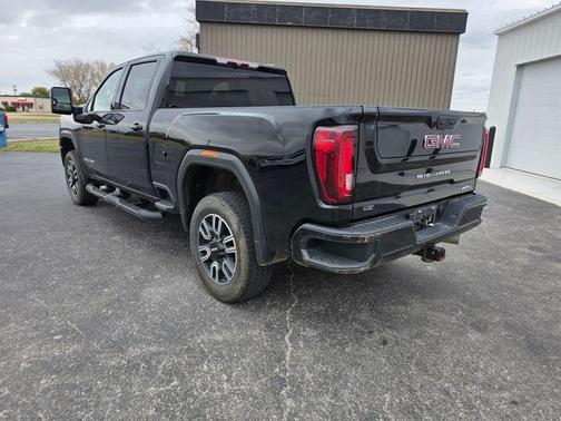 2022 GMC Sierra 2500 AT4