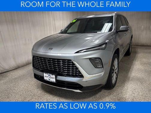 Moonstone Gray Metallic 2026 Buick Enclave Avenir