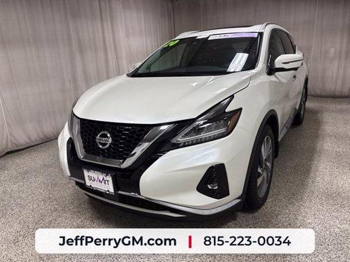 White 2020 Nissan Murano SL