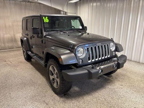 2016 Jeep Wrangler Unlimited Sahara
