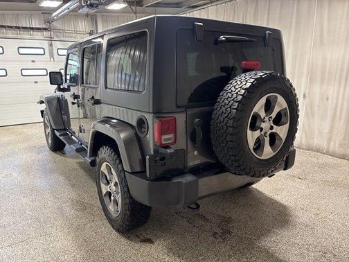 2016 Jeep Wrangler Unlimited Sahara