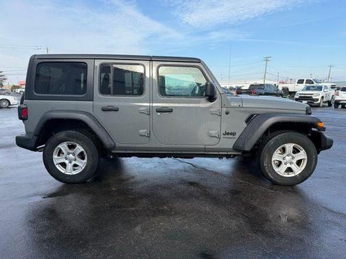 2022 Jeep Wrangler Unlimited Sport