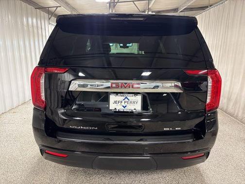 2022 GMC Yukon XL SLE