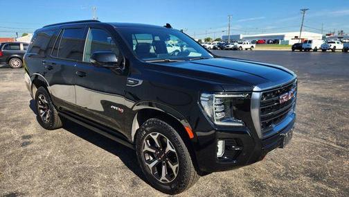 Onyx Black 2022 GMC Yukon AT4