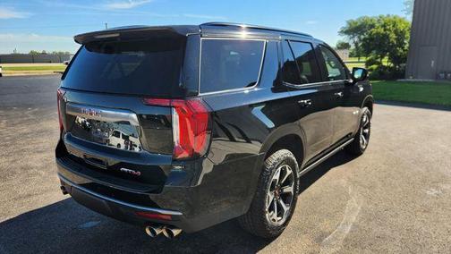 Onyx Black 2022 GMC Yukon AT4