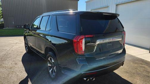 Onyx Black 2022 GMC Yukon AT4
