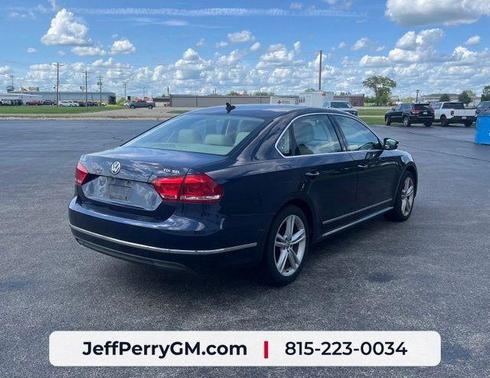 Blue 2013 Volkswagen Passat 2.0 TDI SEL Premium