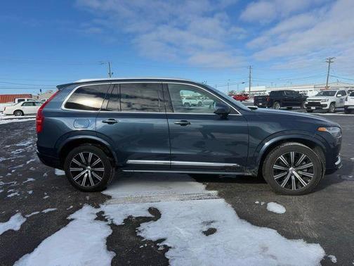 2021 Volvo XC90 Recharge Plug-In Hybrid T8 Inscription 7 Passenger