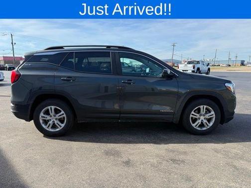 Graphite Gray Metallic 2021 GMC Terrain SLE