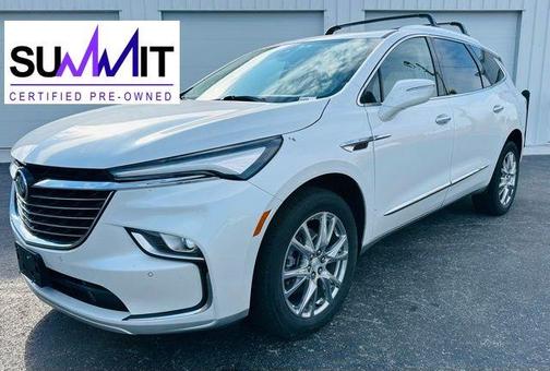2022 Buick Enclave Essence