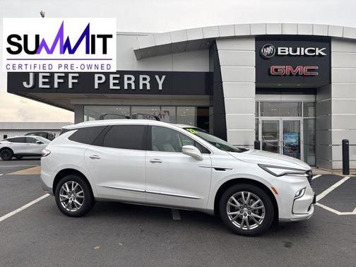 2022 Buick Enclave Essence