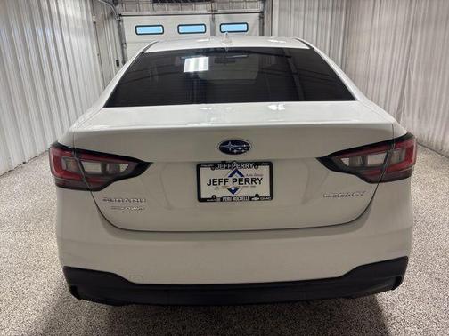 2023 Subaru Legacy 