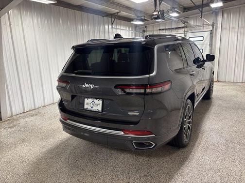 Metallic 2024 Jeep Grand Cherokee L Summit
