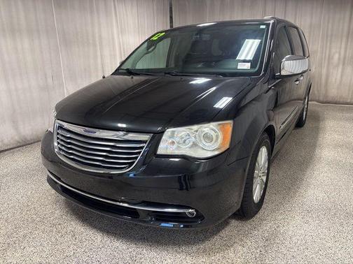 2012 Chrysler Town & Country Limited