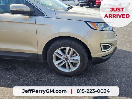 White Gold Metallic 2018 Ford Edge SEL